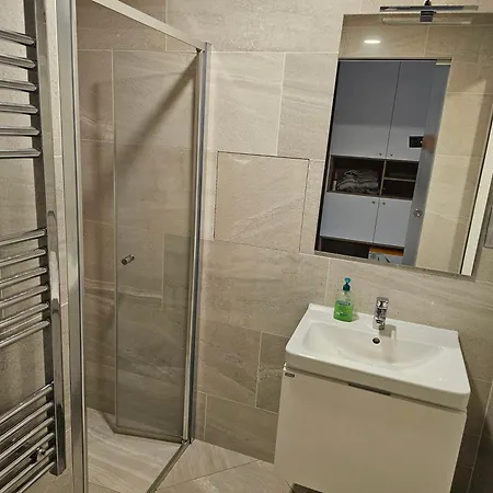 Centre Luxury & Parking Apartman