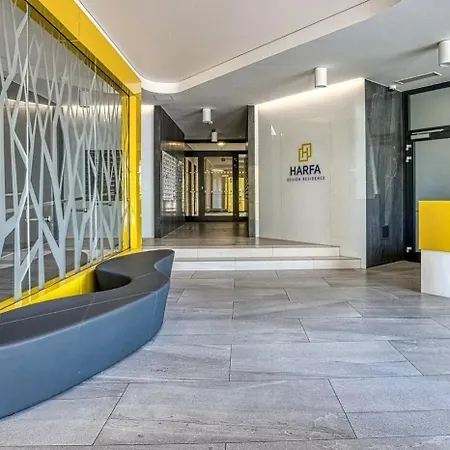 شقة Centre Luxury & Parking - With Large Glass Balcony